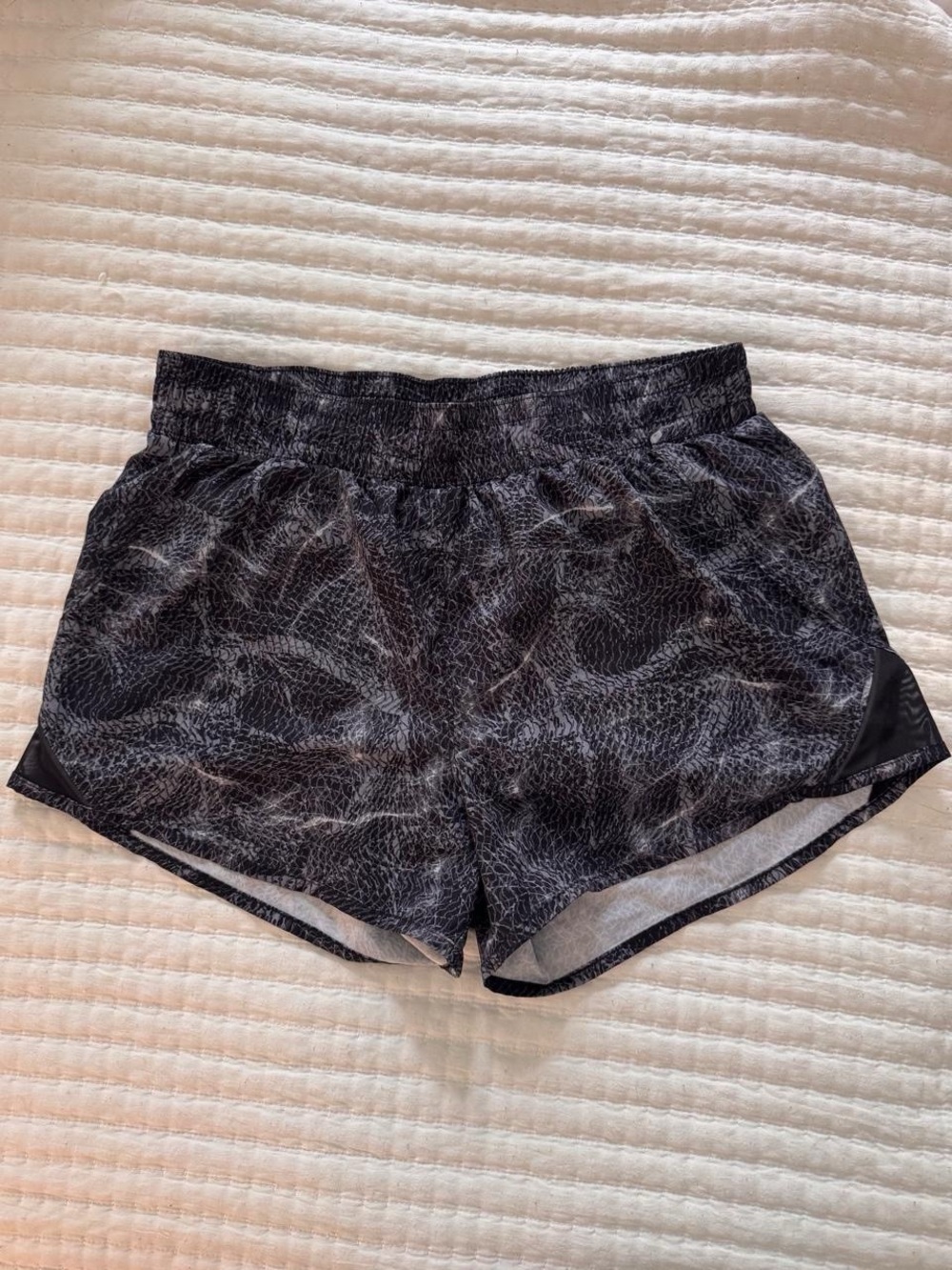 All in Motion charcoal grey patterned athletic running shorts- Size M